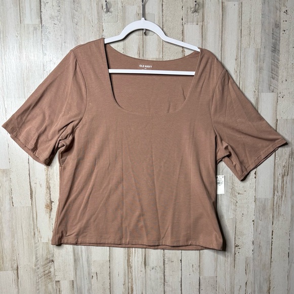 Old Navy Tops - Old Navy Women's Brown Fitted Layer Elbow-Sleeve Scoop
Neck Top Size XXL NWT!